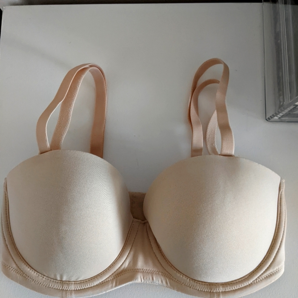 NWOT Wacoal Convertible Bra 32D